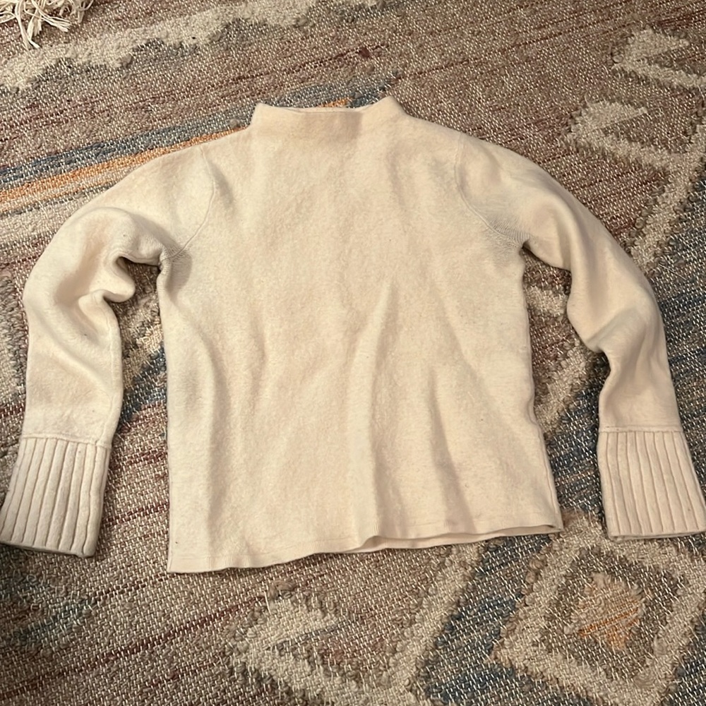 Club Monaco sweater